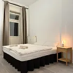 Room In Shared Apartment In Berlin-Kreuzberg