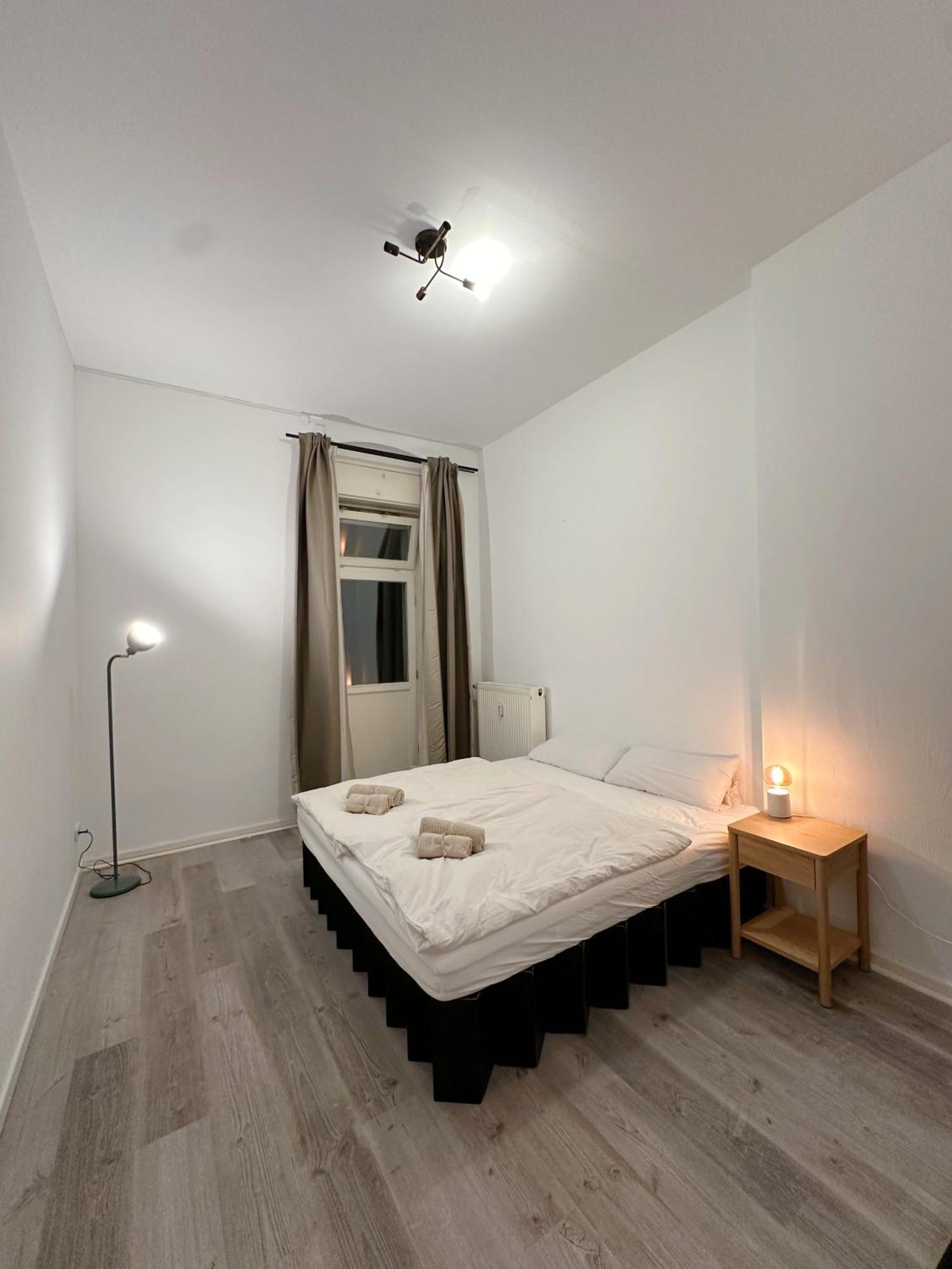 In Shared In Berlin-kreuzberg Appartement *